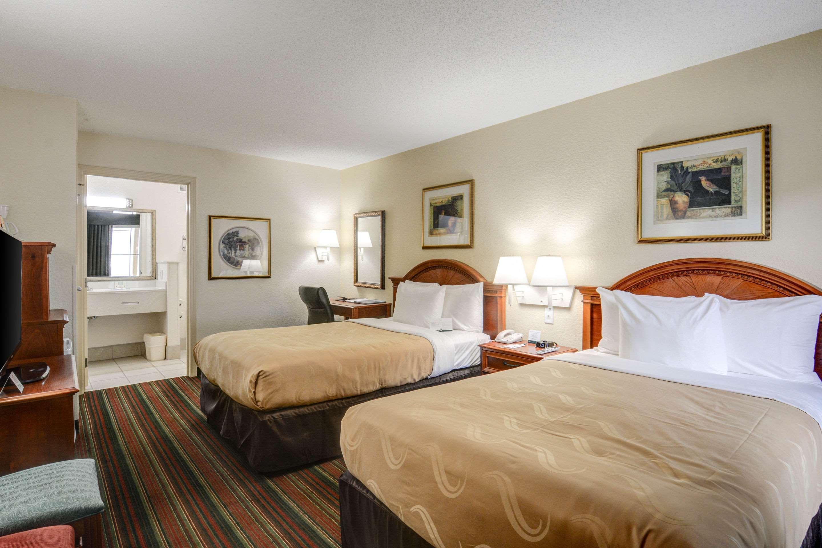 Quality Inn & Suites Biltmore East Asheville Extérieur photo