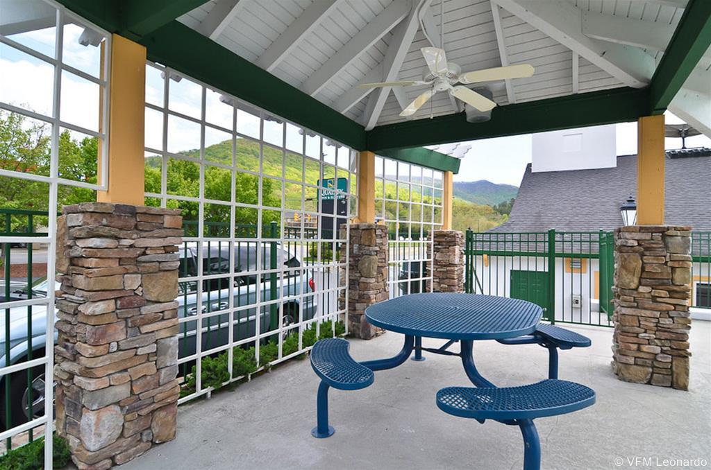 Quality Inn & Suites Biltmore East Asheville Extérieur photo
