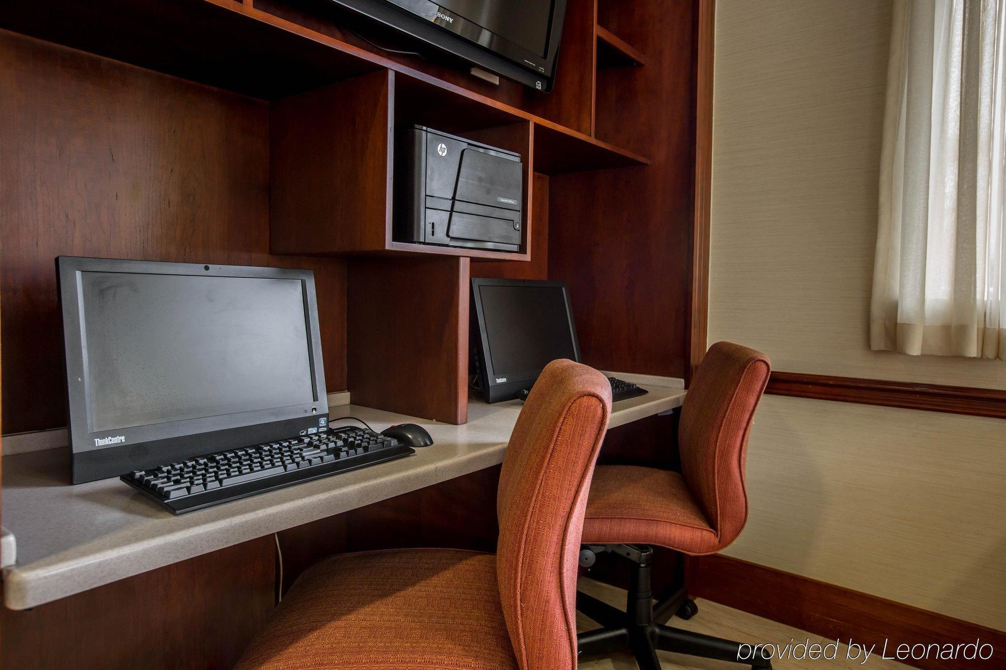 Quality Inn & Suites Biltmore East Asheville Extérieur photo